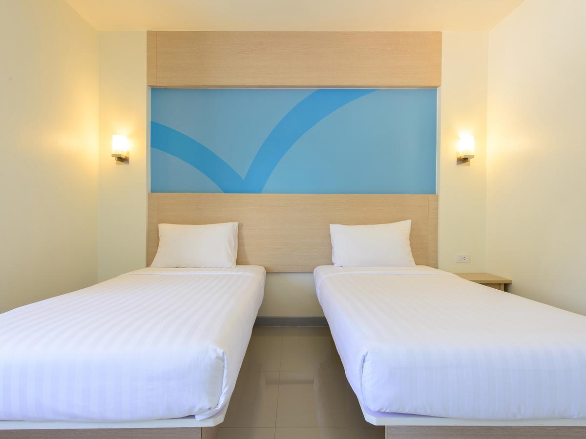 Hop Inn Lampang City Center Extérieur photo